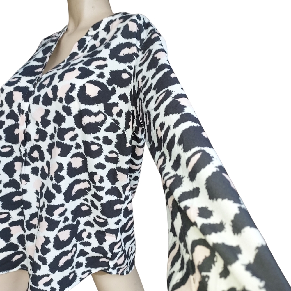 Talbots Women Ivory Long Sleeve Blouse Size L PINK AND black Animal Print Button - Picture 3 of 15